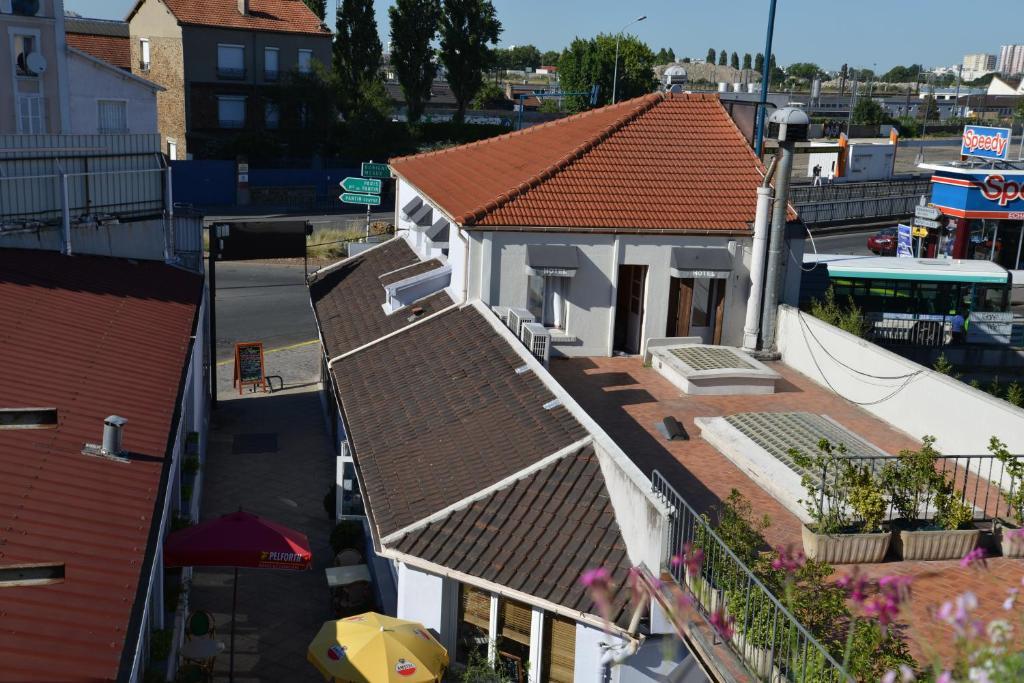 Le Cheval Noir Hotel Paris Pantin Dış mekan fotoğraf